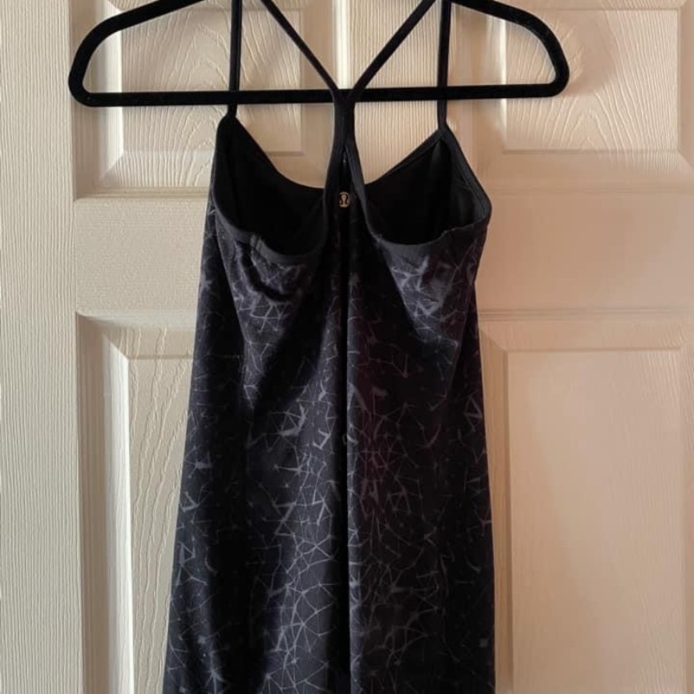 Lulu Lemon Bundle - Picture 6 of 11